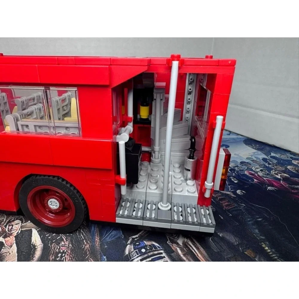 LEGO Creator Expert 10258 London Bus 100% Complete Great Shape No Box Or Manual